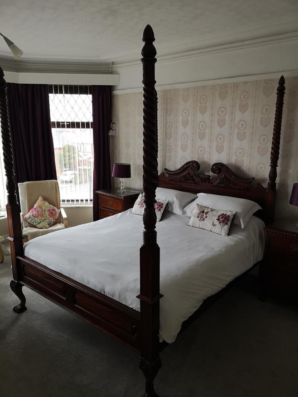 East Mount House Hotell Barrow-in-Furness Eksteriør bilde