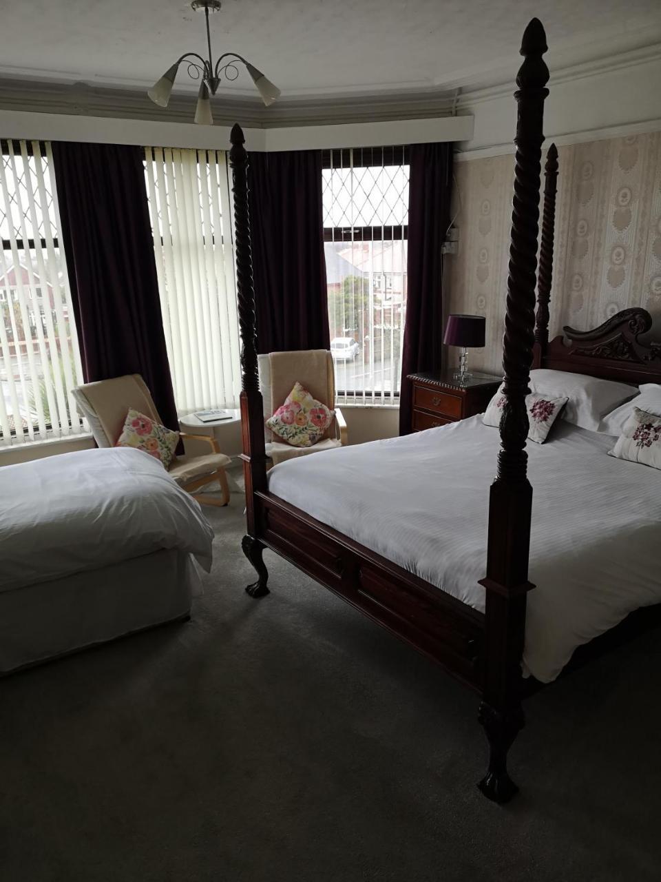 East Mount House Hotell Barrow-in-Furness Eksteriør bilde